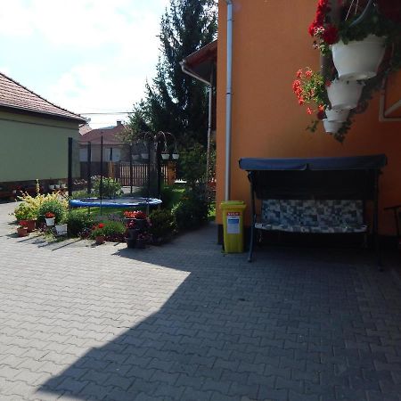 Gabriella Vendeghaz Hotel Szilvasvarad Luaran gambar